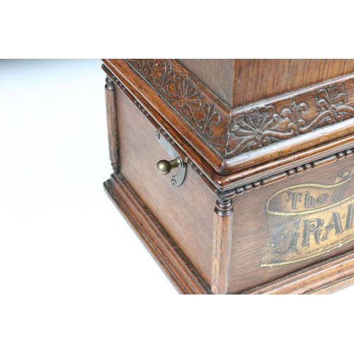 126 - 'The Graphophone' early 20th century Columbia Phonograph, Type AT, no. 269135, oak cased, with lid, ... 