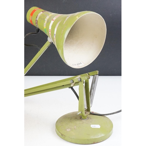180 - Herbert Terry & Sons Ltd mid 20th C green enamel anglepoise desk lamp, model 90; together with a fur... 