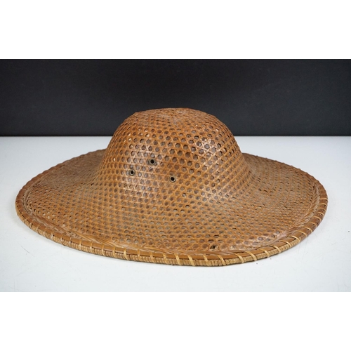 182 - Group of clothing / fashion accessories to include a Royal Navy jacket, Austin Reed gentlemans jacke... 