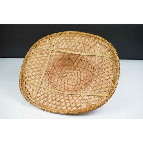 182 - Group of clothing / fashion accessories to include a Royal Navy jacket, Austin Reed gentlemans jacke... 