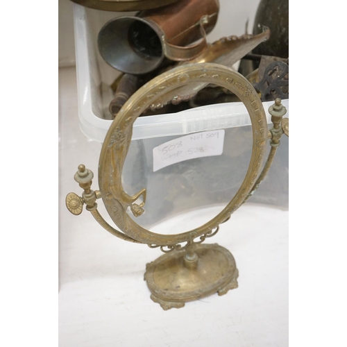 184 - Mixed metal ware to include a cast iron kettle, Derverley footed copper dish, Art Nouveau style bras... 