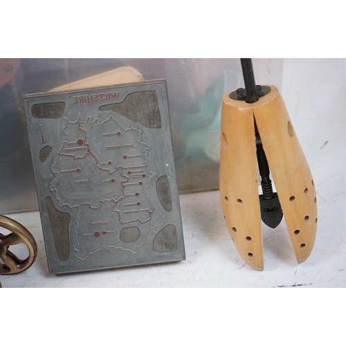 198 - Collection of miscellanea to include: red No.2 Portrait Brownie Camera, a wine bottle holder modelle... 