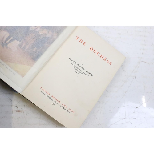 207 - Collection of around 65 books, mostly early-to-mid 20th century fiction examples in cloth bindings, ... 