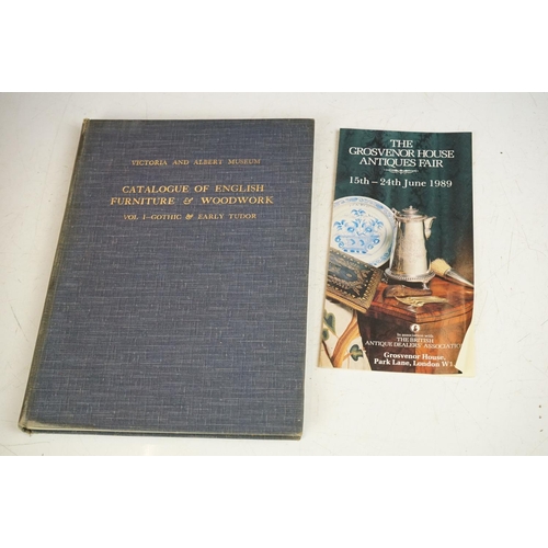 214 - Collection of books, mainly antiques related, subjects include: furniture, clocks, silver etc