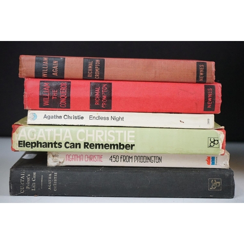 215 - Collection of mainly childrens' books to include: Enid Blyton, including first editions, Biggles Wor... 