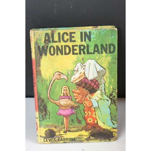 215 - Collection of mainly childrens' books to include: Enid Blyton, including first editions, Biggles Wor... 