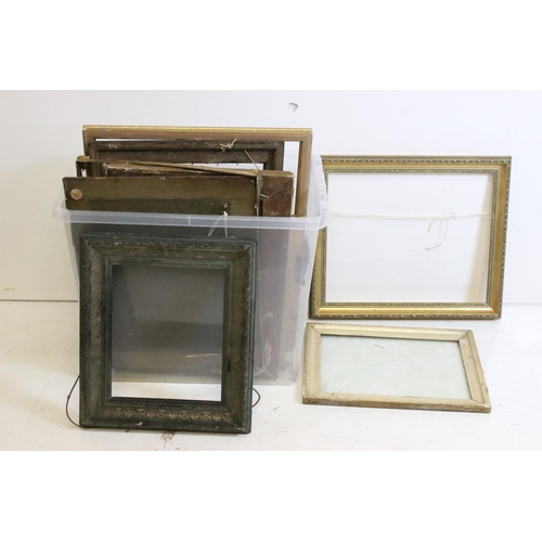 233 - Thirteen picture frames, mainly gilt