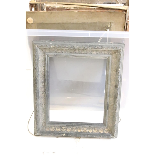 233 - Thirteen picture frames, mainly gilt