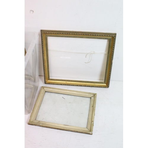 233 - Thirteen picture frames, mainly gilt