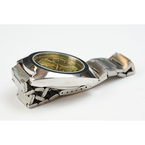 264 - Ricoh Automatic stainless steel gents wristwatch, date aperture, gold-coloured dial, Arabic numerals... 