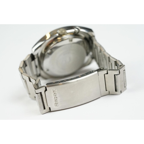 264 - Ricoh Automatic stainless steel gents wristwatch, date aperture, gold-coloured dial, Arabic numerals... 