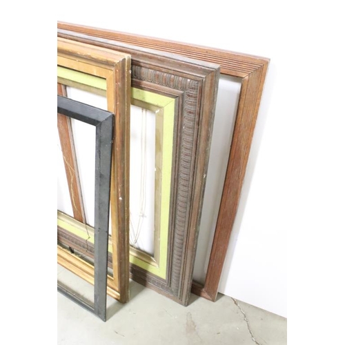 262 - Collection of Five Wooden and Gilt Picture Frames, largest 88cm x 109cm