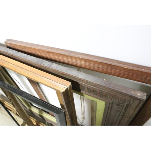 262 - Collection of Five Wooden and Gilt Picture Frames, largest 88cm x 109cm