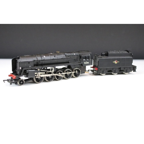 100 - Seven Hornby OO gauge locomotives to include Mallard, 2-6-2 BR 6156, St Lawrence 30934 etc