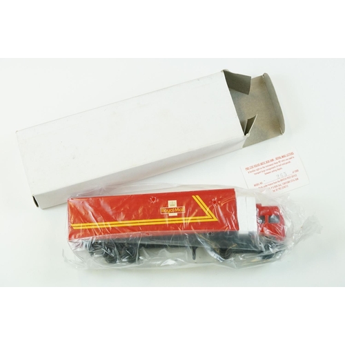 1020 - 26 Boxed Corgi diecast models to include Premier Models 52306, Vintage Glory Of Steam 80008, Kings O... 