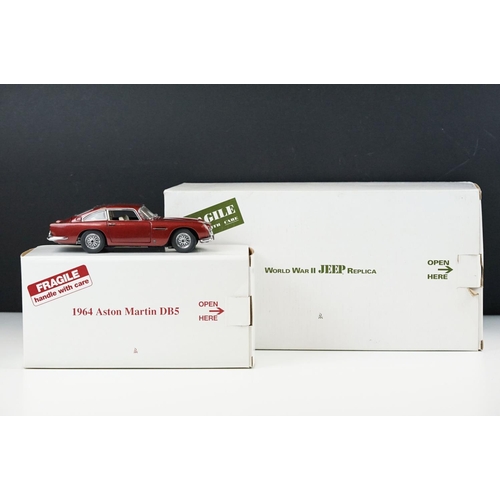 1022 - Two boxed Franklin Mint diecast models to include World War II Jeep Replica and 1964 Aston Martin, b... 