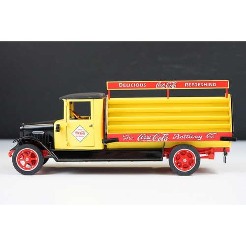 1025 - Danbury Mint 1/24 The 1928 Coca Cola Delivery Truck diecast model, complete with bottle crate access... 