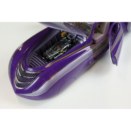 1029 - Two Franklin Mint Precision Models diecast models to include 1939 Duesenberg Coupe Simone in purple ... 