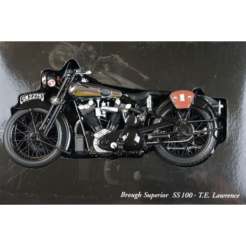 1042 - Boxed Paul's Model Art Minichamps Classic Bike Series No 33 Brough Superior SS 100 TE Lawrence 1932 ... 