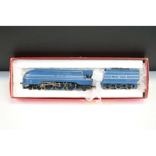 105 - Six boxed Hornby OO gauge locomotives to include 2 z R068 BR Class 25 Diesel Blue, R069 HST Power/Du... 