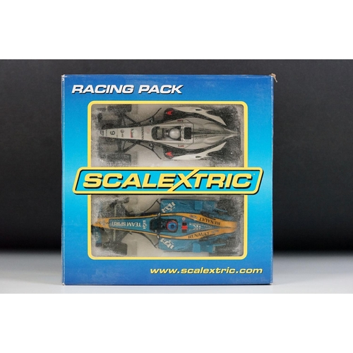 1058 - Two boxed ltd edn Scalextric Sport slot cars to include C2335 BMW Williams F1 FW23 No 6 and C2334 BM... 