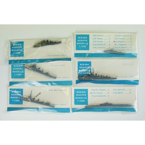 1066 - 38 Bagged/boxed 1/1250 diecast model ships to include 36 x Bagged Wiking and 2 x boxed Conrad exampl... 