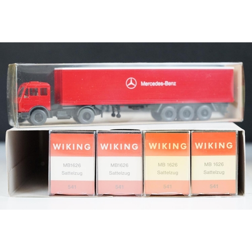 1072 - Ex Shop Stock - 30 Boxed Wiking plastic commercial models contained within 6 x white trade boxes, mo... 