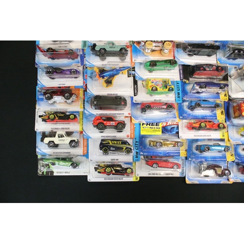 1084 - 65 Carded / boxed Mattel Hot Wheels diecast models featuring 2 x boxed Gotta Go 2, Batman, Avant Gar... 