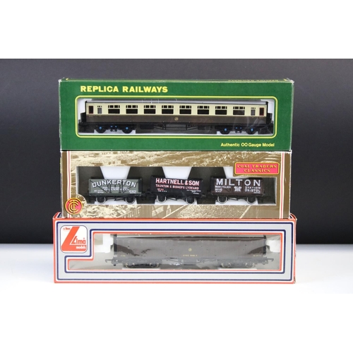 109 - 12 Boxed OO gauge items of rolling stock to include 8 x Airfix, 2 x Lima, 1 x Replica and a Bachmann... 