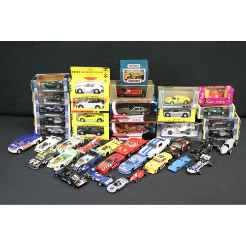 1090 - 19 Boxed / cased diecast models to include Atlas Editions, Corgi, Matchbox, Brumm, Model Box & Shell... 