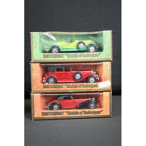 1093 - 22 Boxed Matchbox Models of Yesteryear diecast models plus a boxed Lledo Days Gone model, various se... 