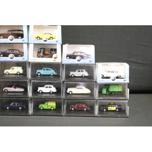 1094 - 45 Cased / boxed 1/76 diecast models to include Oxford Commercial, Oxford Railway Scale, Oxford Auto... 