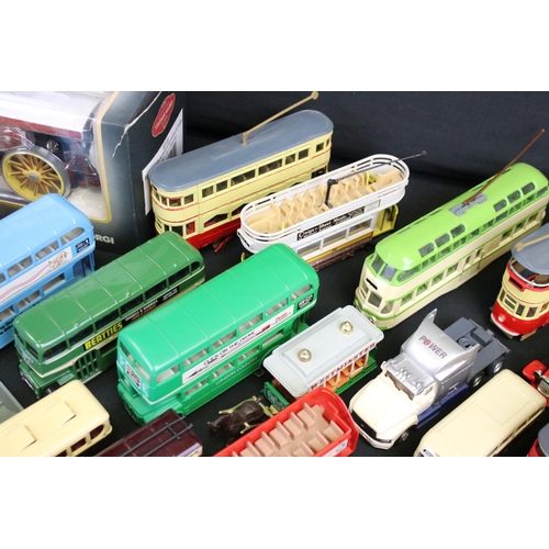 1097 - Quantity of diecast models from the 1970s onwards featuring Vanguards, Matchbox, Corgi Juniors etc p... 