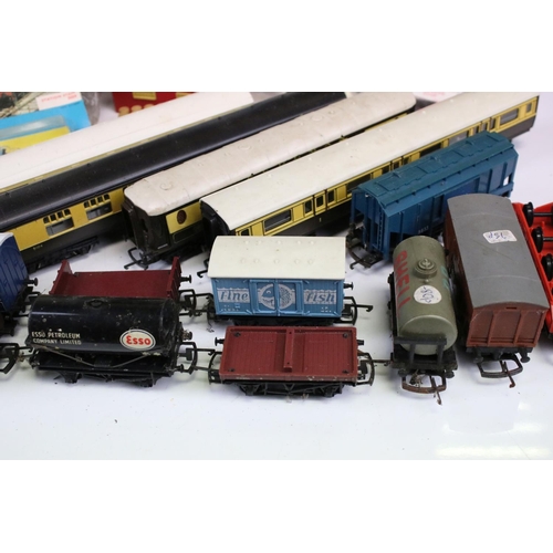 110 - Collection of OO gauge model railway to include boxed Hornby R759 GWR Loco Albert Hall, around 30 it... 