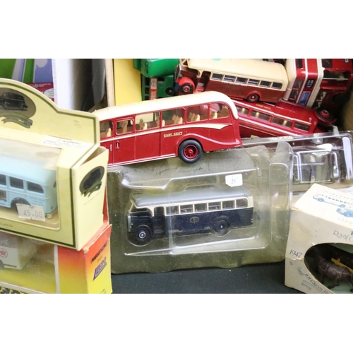 1121 - 17 Boxed Corgi diecast models to include 4 x Fairground Attractions ltd edn (CC10804, CC11506, CC107... 