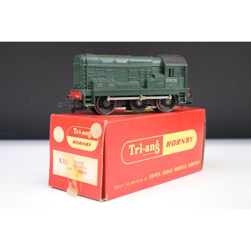 114 - Seven boxed Hornby / Triang OO gauge locomotives to include R350 A4 Loco Mallard, R351 Co Co Class E... 