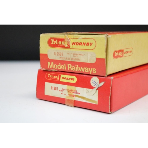 114 - Seven boxed Hornby / Triang OO gauge locomotives to include R350 A4 Loco Mallard, R351 Co Co Class E... 