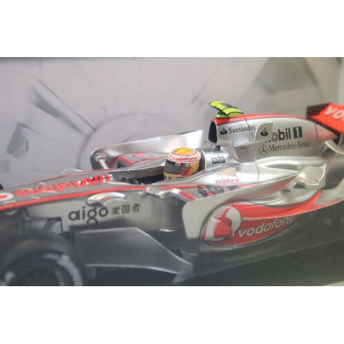 1178 - F1 Autograph - Boxed Hot Wheels Racing 1/18 McLaren MP4-22 Lewis Hamilton diecast model signed to ou... 