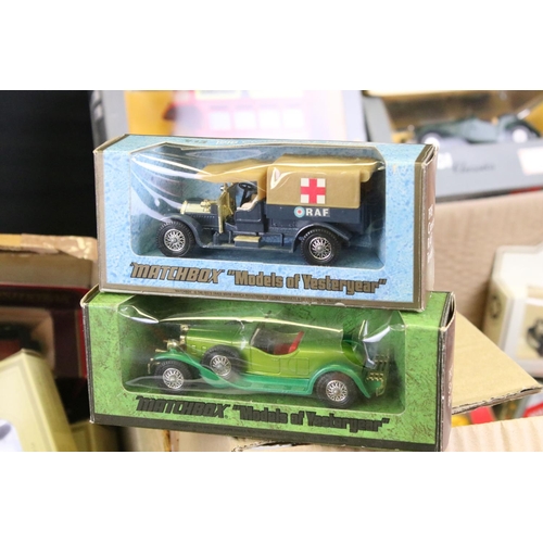 1186 - 64 Boxed diecast models to include many various Matchbox Models of Yesteryear, Lledo etc plus a boxe... 