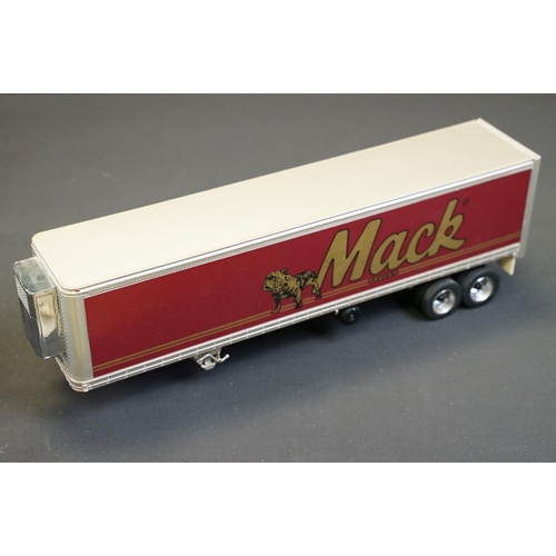 1212 - Three Franklin Mint 1:32 scale Precision diecast Models to include Mack Lorry Cab, Mack Fuel Tanker ... 