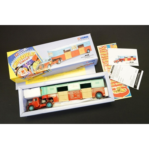 1216 - Nine boxed Corgi Chipperfield Circus diecast models to include 97886, 97092, 97887, 97022, 96905, 97... 