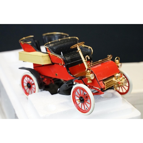 1249 - Four boxed Franklin Mint 1/24 diecast models to include 1948 MGTC, The 1903 Ford Model A, 1911 Stanl... 