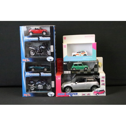 1254 - 13 Boxed diecast, mini diecast models and sets to include Corgi Mini 7 CC99180, Corgi 24ct gold plat... 