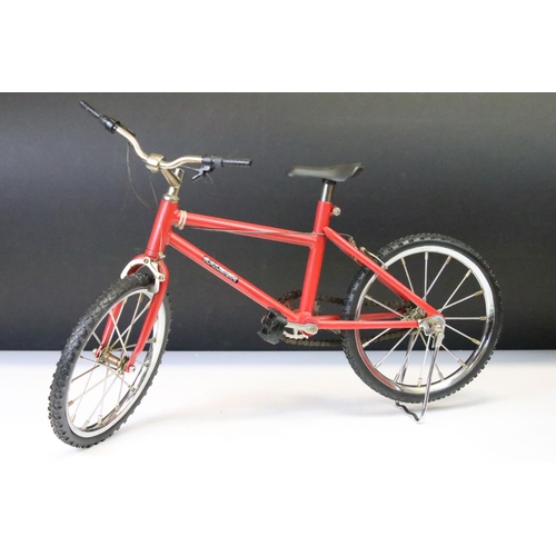 1267 - Shop Display diecast model of a Raleigh bicycle in red, approx 20