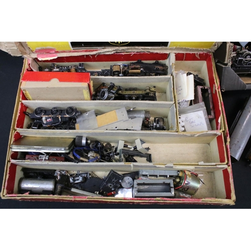 127 - Quantity of TTR model railway to include over 70 unboxed items of rolling stock featuring coaches, t... 