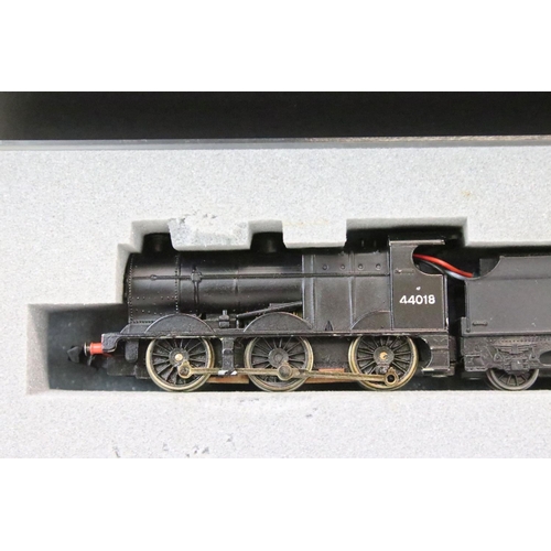 13 - Two boxed/cased Graham Farish by Bachmann N gauge locomotives to include 372050 Fowler 4F BR Black 4... 