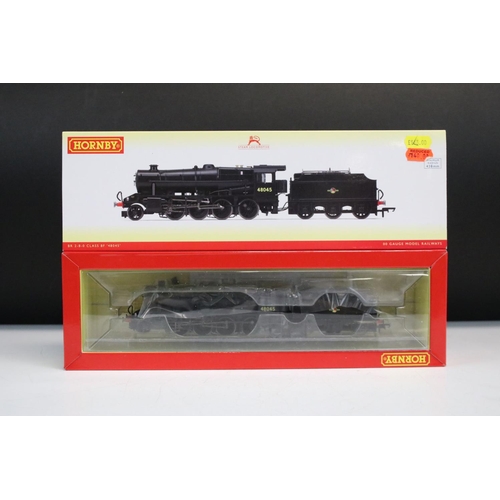 132 - Two boxed OO gauge locomotives to include Hornby R3564 BR 2-8-0 Class 8F 48045 with Fowler tender an... 