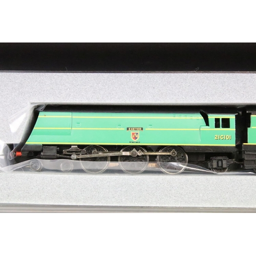 14 - Two boxed/cased Graham Farish by Bachmann N gauge locomotives to include 372275 West Country 21C101 ... 