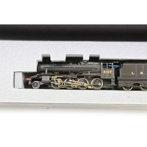 14 - Two boxed/cased Graham Farish by Bachmann N gauge locomotives to include 372275 West Country 21C101 ... 