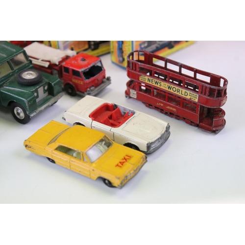 1405 - 14 Mid 20th C diecast models to include boxed Dinky 188 Four Birth Caravan in two tone cream/light b... 